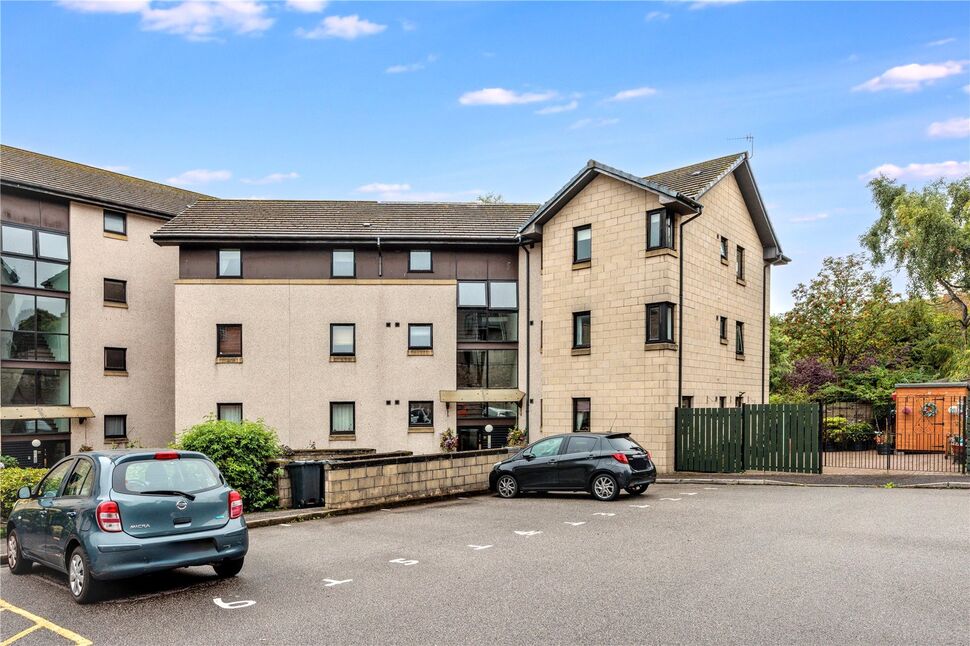 Main image of 2 bedroom Flat for sale, Arbroath Road, Dundee, Angus, DD4