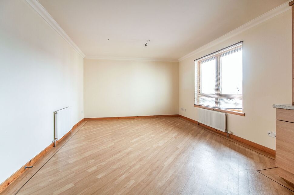 Open Plan Living Room / Kitchen