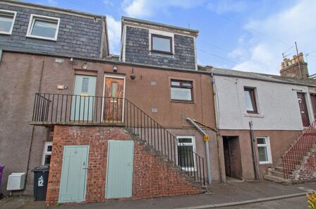 India Lane, 2 bedroom Flat to rent, &pound;650 pcm