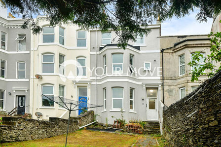 Albert Road, 1 bedroom  Flat to rent, £800 pcm