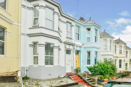 Rosslyn Park Road, 1 bedroom  Flat to rent, £800 pcm
