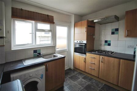Ivydale Road, 2 bedroom  Flat to rent, £850 pcm