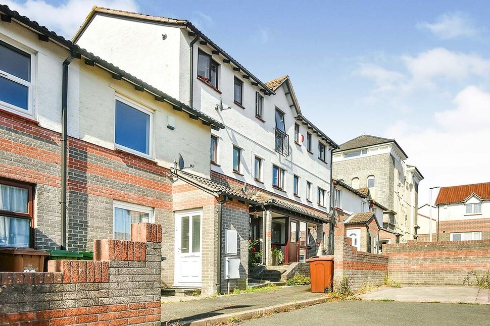 Main image of 2 bedroom Mid Terrace House to rent, Washbourne Close, Plymouth, PL1