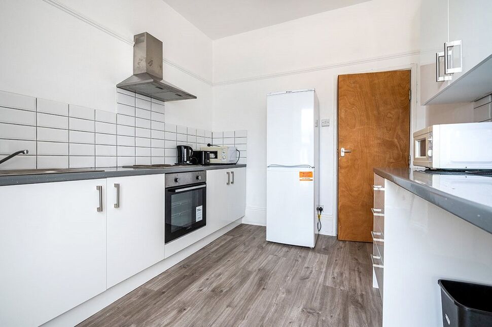 Main image of 3 bedroom Flat to rent, Hill Park Crescent, Plymouth, Devon, PL4