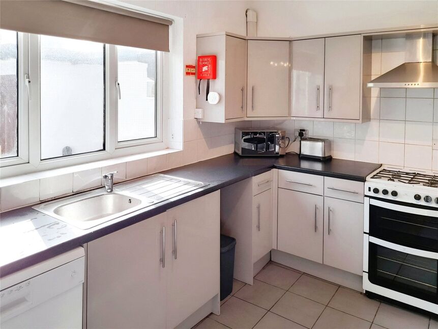 Main image of 6 bedroom Room to rent, Maple Grove, Mutley, Devon, PL4