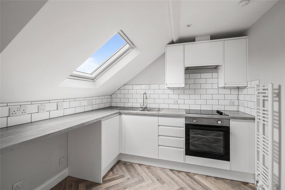 1 bedroom Flat to rent, Ford Park Road, Plymouth, PL4 £825 pcm