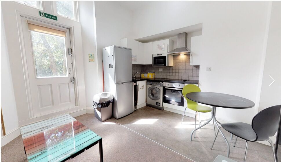 Main image of 3 bedroom Flat to rent, Whitefield Terrace, Greenbank Road, Devon, PL4