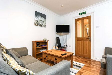 Furzehill Road, 6 bedroom  Room to rent, £115 weekly