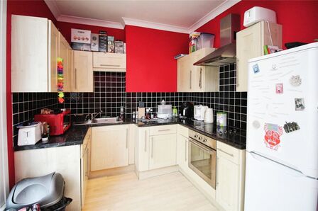 Marlborough Street, 1 bedroom  Flat for sale, £64,000