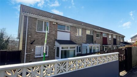 3 bedroom End Terrace House for sale
