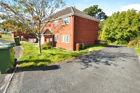 2 bedroom  Flat to rent