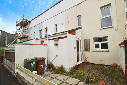 2 bedroom Mid Terrace House for sale