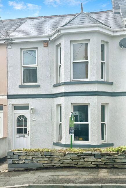 3 bedroom Mid Terrace House for sale
