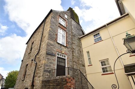 Higher Lane, 3 bedroom  Flat to rent, £1,000 pcm