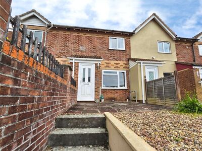2 bedroom Mid Terrace House for sale