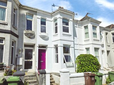 Tavy Place, 2 bedroom Mid Terrace House to rent, &pound;1,200 pcm