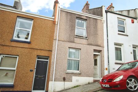 2 bedroom Mid Terrace House for sale