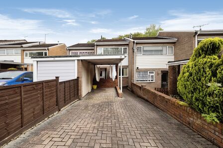 2 bedroom Mid Terrace House to rent
