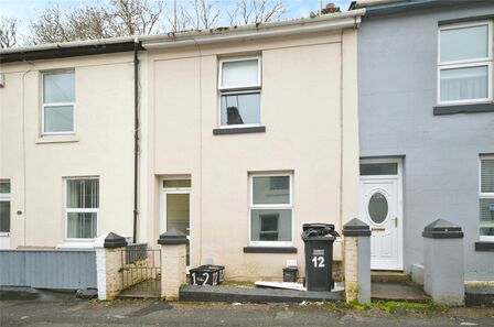 Orchard Road, 2 bedroom Mid Terrace House to rent, £875 pcm