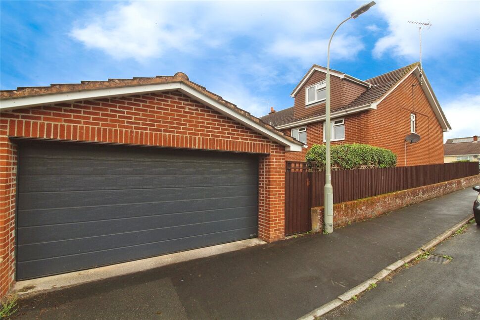 Main image of 4 bedroom Detached House for sale, Moor View, Chudleigh, Devon, TQ13