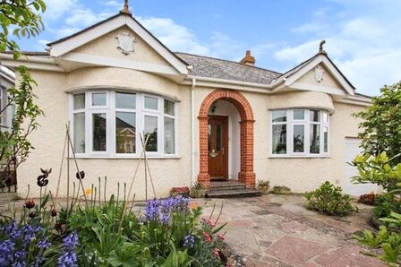 Southey Crescent, 2 bedroom Detached Bungalow for sale, £360,000