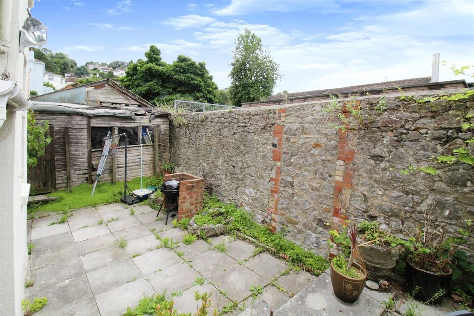 4 bedroom End Terrace House for sale, Powderham Road, Newton Abbot