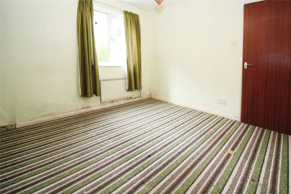 2 bedroom Flat for sale, Church Road, Newton Abbot, TQ12 £140,000