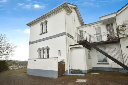 Seymour Road, 1 bedroom  Flat to rent, £575 pcm