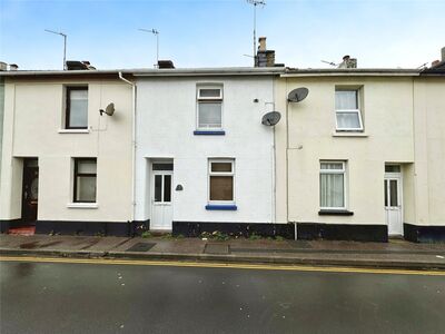 Lemon Road, 2 bedroom Mid Terrace House for sale, £170,000