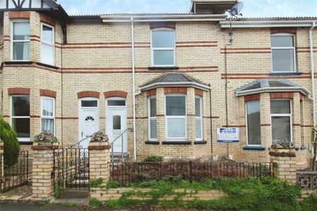 Deer Park Road, 3 bedroom Mid Terrace House to rent, £1,200 pcm