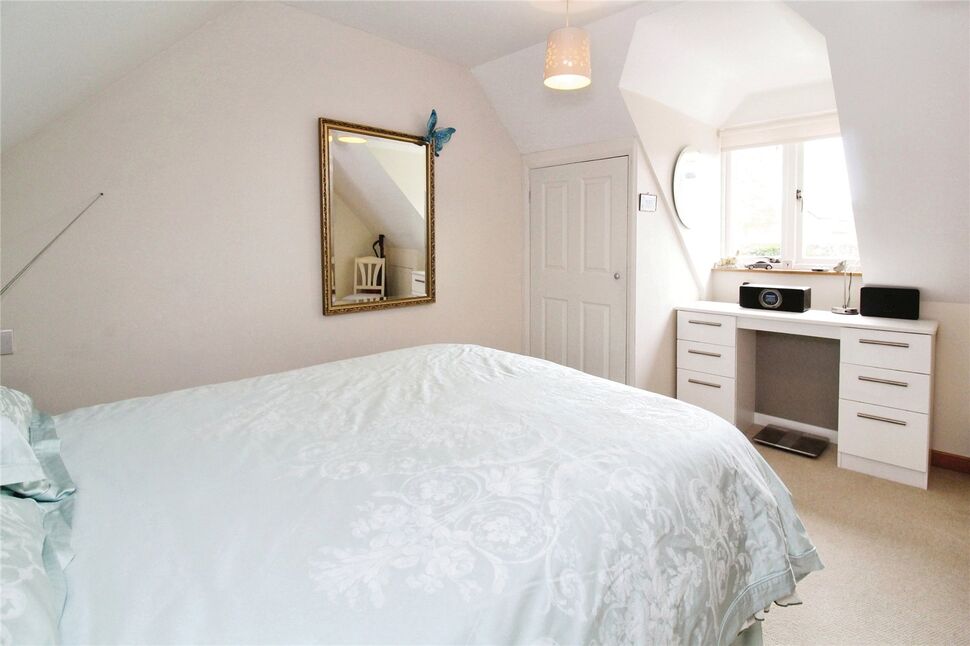 3 bedroom Detached House for sale, Highweek Village, Newton Abbot, TQ12