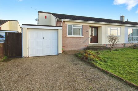 2 bedroom Semi Detached Bungalow for sale
