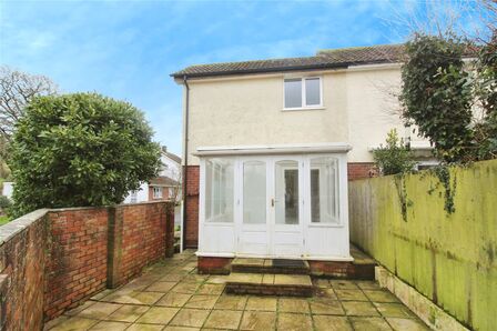 Dornafield Drive East, 1 bedroom Semi Detached House to rent, &pound;875 pcm