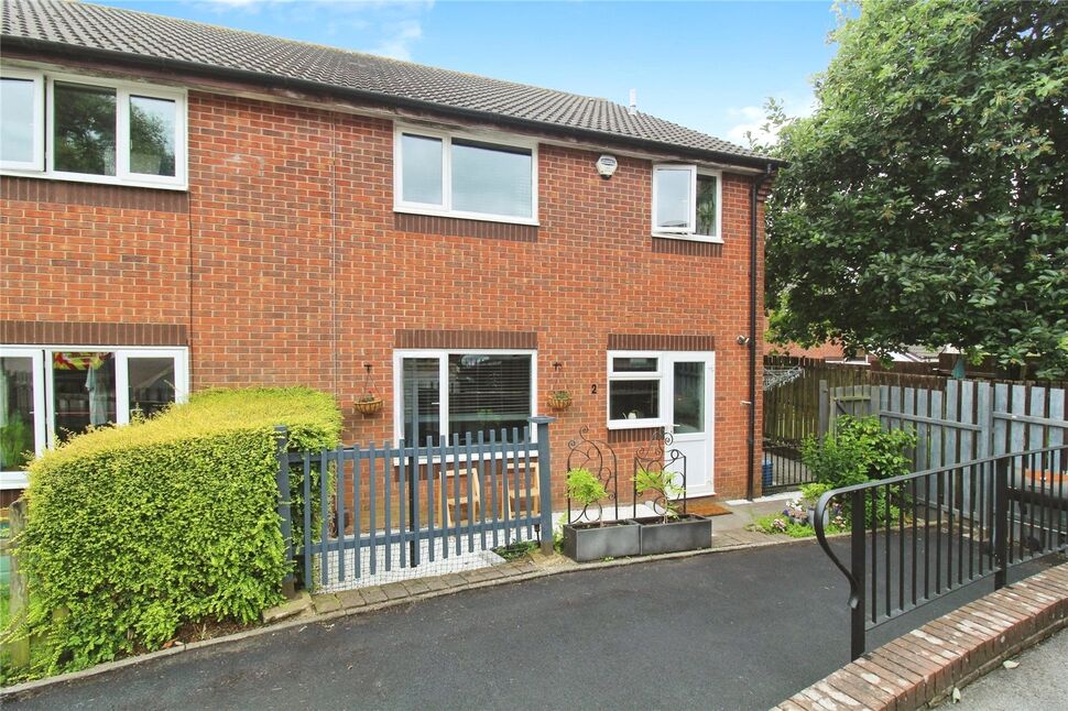 Main image of 2 bedroom Mid Terrace House for sale, Chestnut Drive, Kingsteignton, Devon, TQ12
