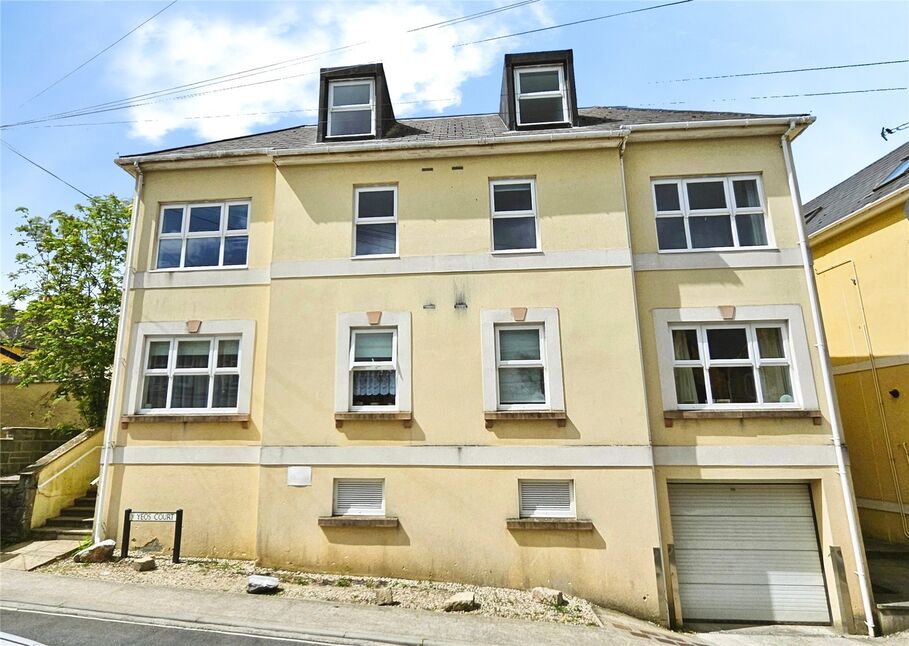 Main image of 1 bedroom Flat for sale, King Street, Newton Abbot, Devon, TQ12