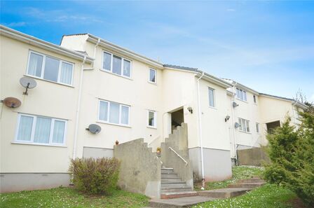 Haslam Road, 2 bedroom  Flat for sale, £120,000