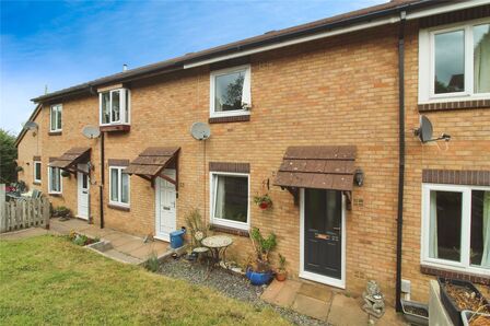 3 bedroom Mid Terrace House for sale