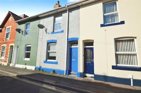 2 bedroom Mid Terrace House to rent
