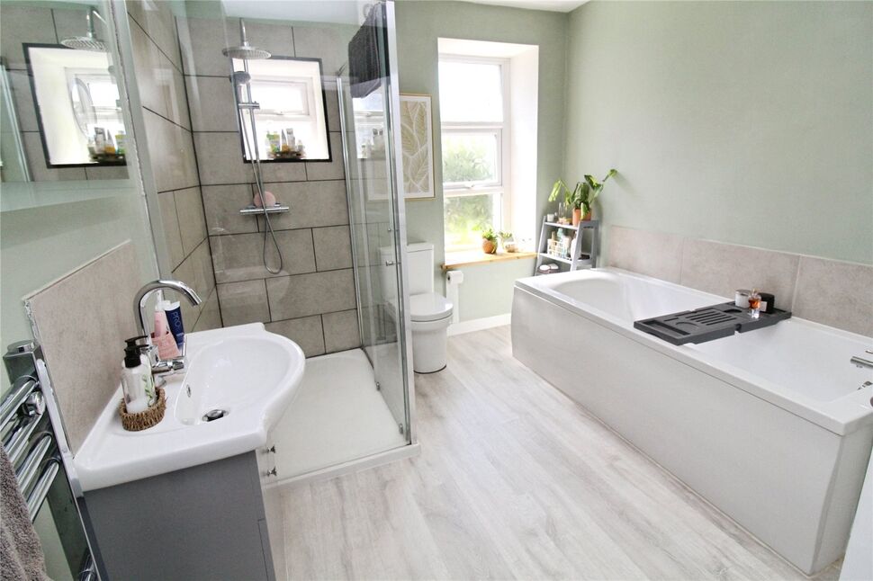 Bathroom / WC
