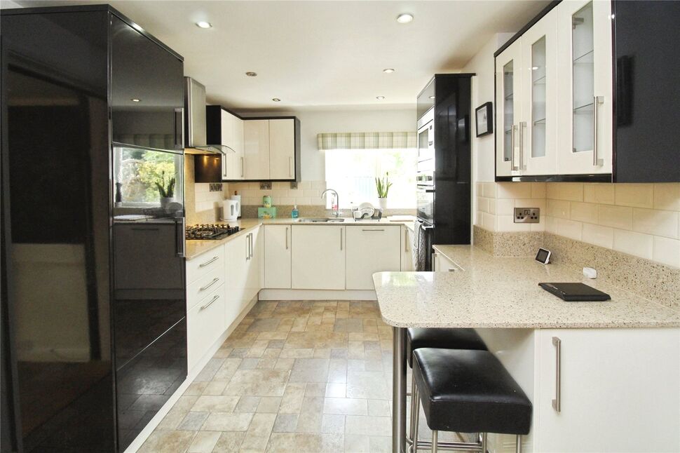 Kitchen / Breakfast Room