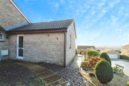 Hollam Way, 2 bedroom Semi Detached Bungalow for sale, &pound;190,000