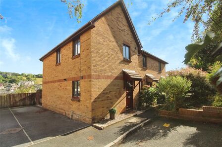 3 bedroom End Terrace House for sale