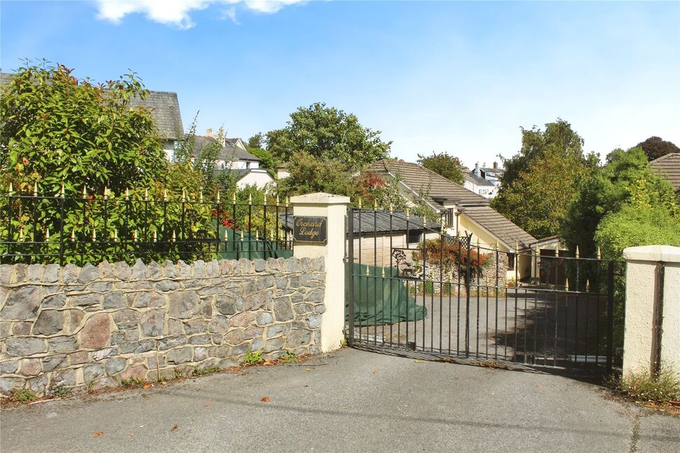 Main image of 4 bedroom Detached House for sale, Coombeshead Road, Newton Abbot, Devon, TQ12