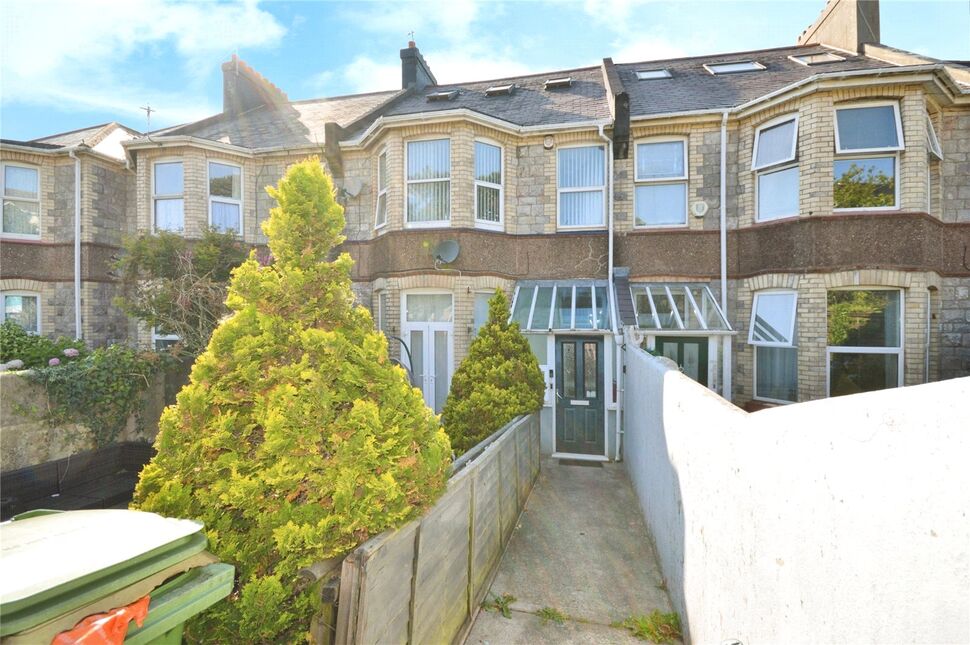 Main image of 2 bedroom Mid Terrace Flat to rent, Reddenhill Road, Torquay, Devon, TQ1