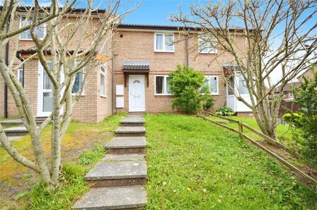 Drum Way, 2 bedroom Mid Terrace House for sale, &pound;180,000