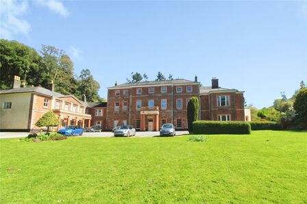 Haccombe House, 2 bedroom Flat for sale, &pound;100,000