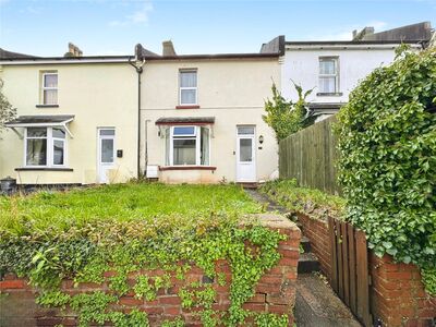 2 bedroom Mid Terrace House for sale