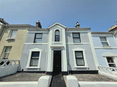 Mount Pleasant Road, 3 bedroom Mid Terrace House for sale, &pound;300,000