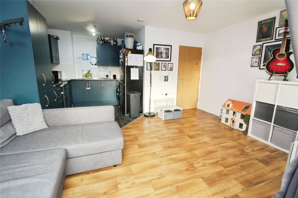 Open Plan Lounge / Dining Room