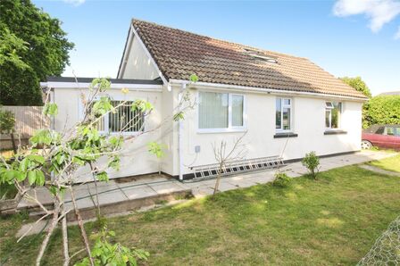 Leaze Road, 3 bedroom Detached House for sale, &pound;320,000